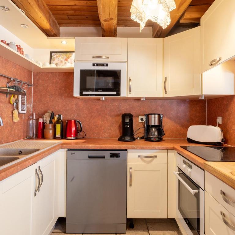 L'Alpazen - Appartement Supérieur avec Balcon - 7