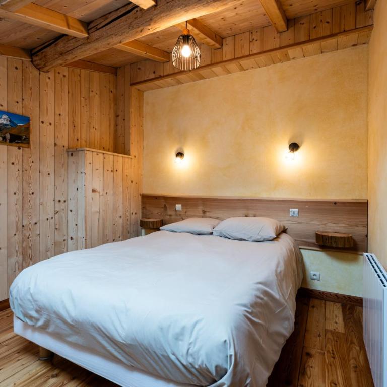 Savine 10- 11 personnes - Appartement Supérieur - Vue sur Ville - 17