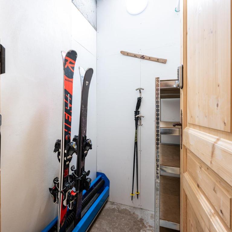 Savine 10- 11 personnes - Appartement Supérieur - Vue sur Ville - 34