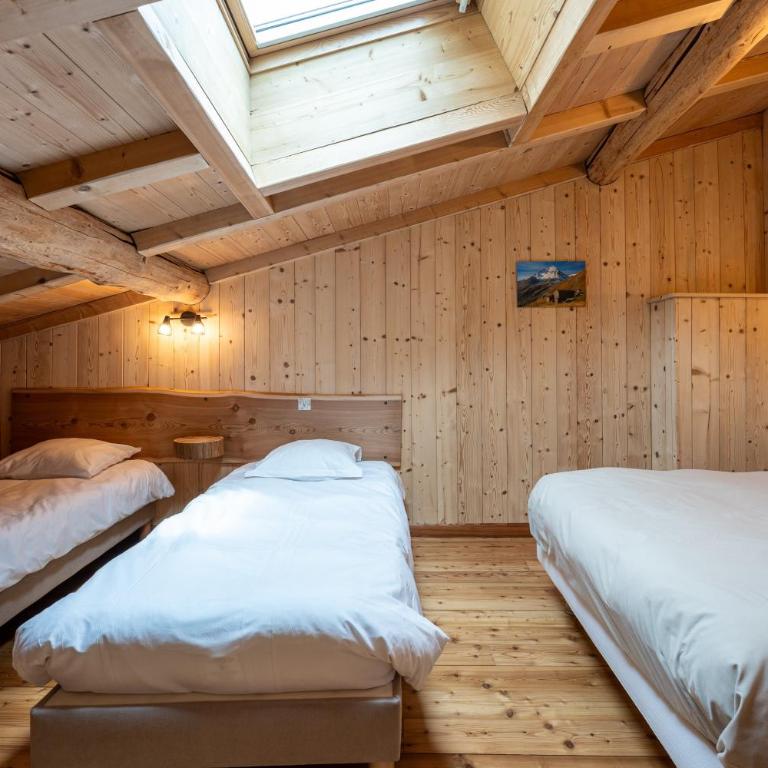 Savine 10- 11 personnes - Appartement Supérieur - Vue sur Ville - 25