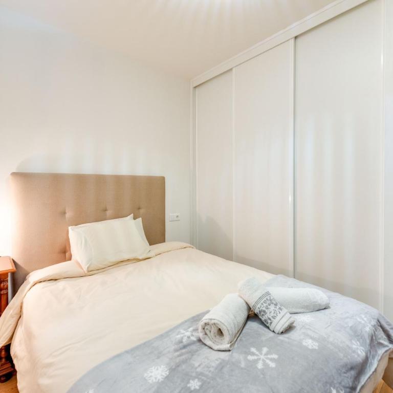 Piso cerca a la playa - Apartamento Deluxe de 2 dormitorios con balcón - 14
