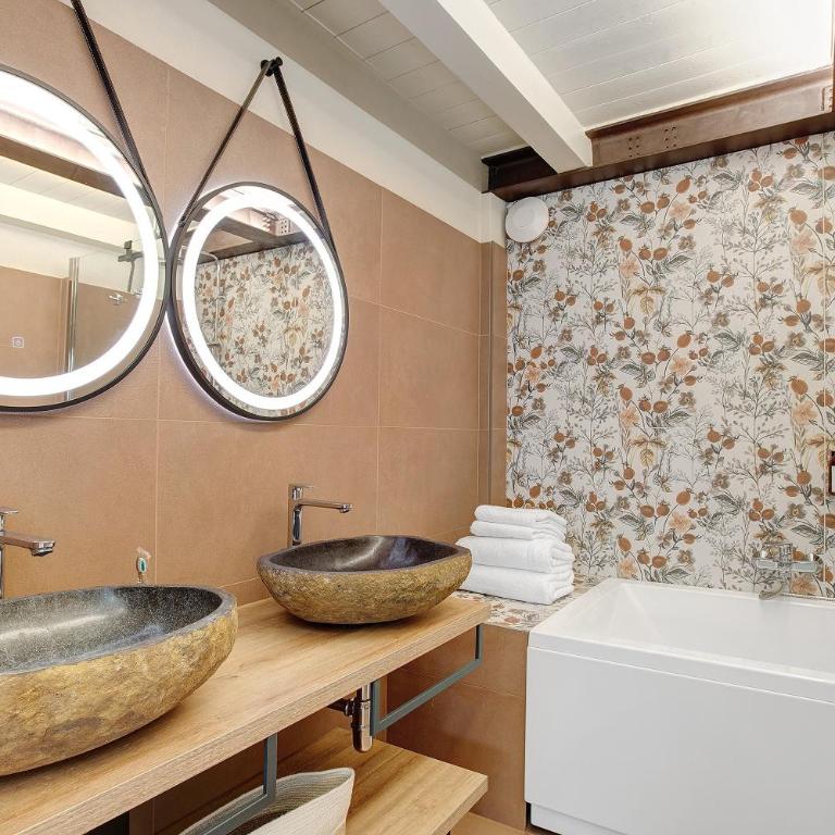 La Maison de Ida - Centro Storico - Appartamento Deluxe con 2 Camere da Letto e Balcone - 19