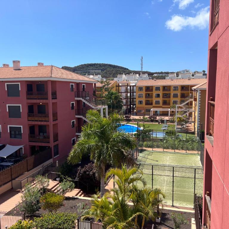 Palm Mar Garden Oasis - Pools, Pádel y Relax junto al Mar - Apartment with Pool View - 8