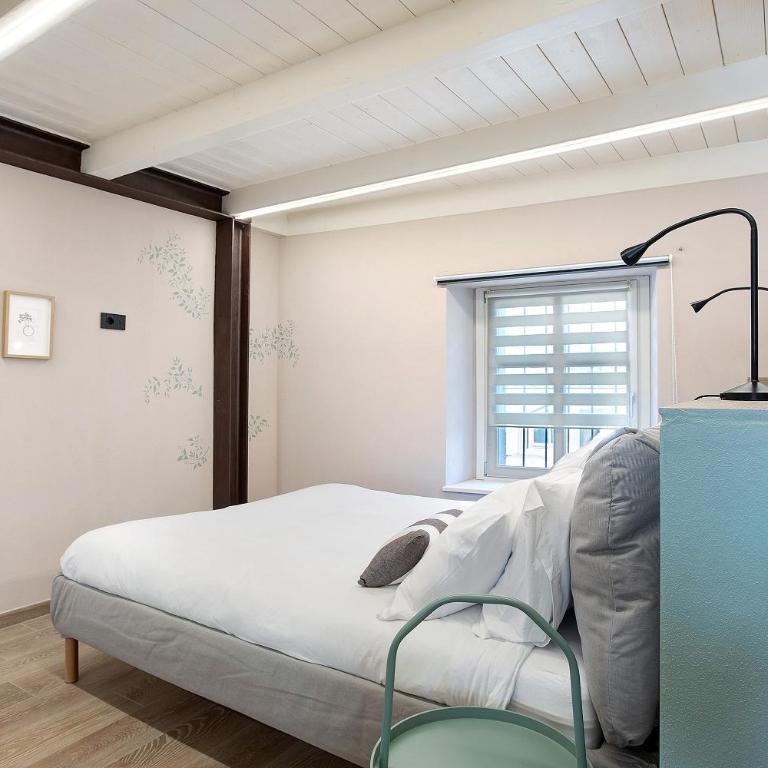 La Maison de Ida - Centro Storico - Appartamento Deluxe con 2 Camere da Letto e Balcone - 15