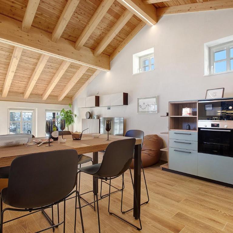 La Maison de Ida - Centro Storico - Appartamento Deluxe con 2 Camere da Letto e Balcone - 10