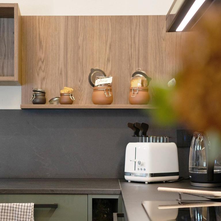 La Maison de Ida - Centro Storico - Appartamento Deluxe con 2 Camere da Letto e Balcone - 7