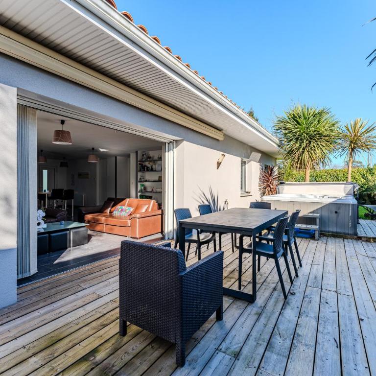 Villa jacuzzi entre Lac et Ocean - Maison 3 Chambres - 19