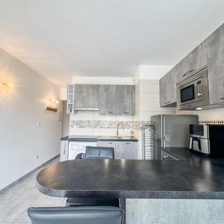 Studio 3pers - Coeur de Ville et Port - 600m Plage - Apartment mit 1 Schlafzimmer - 3
