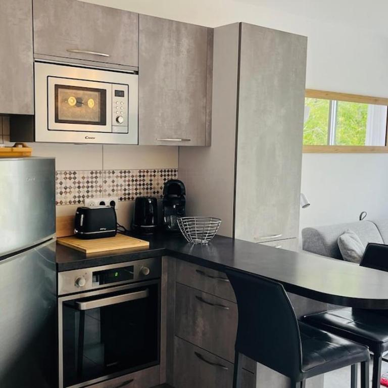 Studio 3pers - Coeur de Ville et Port - 600m Plage - Apartment mit 1 Schlafzimmer - 4