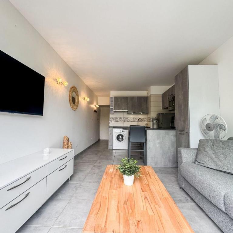 Studio 3pers - Coeur de Ville et Port - 600m Plage - Apartment mit 1 Schlafzimmer - 9