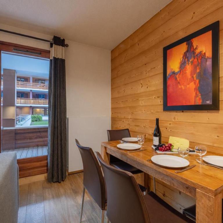 l'Ours Bleu B01 - Ski in Ski out - Happy Rentals - Appartement avec Balcon - 3