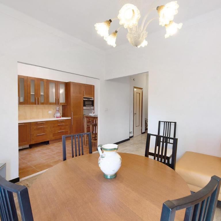 Pegli quartiere Giardino - Two-Bedroom Deluxe Apartment with Ocean View - 9