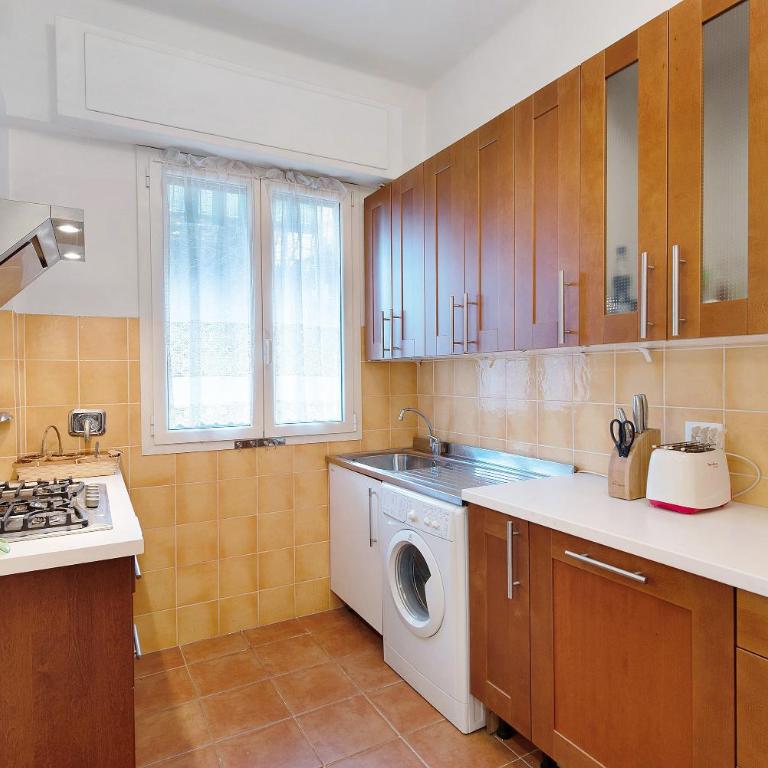 Pegli quartiere Giardino - Two-Bedroom Deluxe Apartment with Ocean View - 7