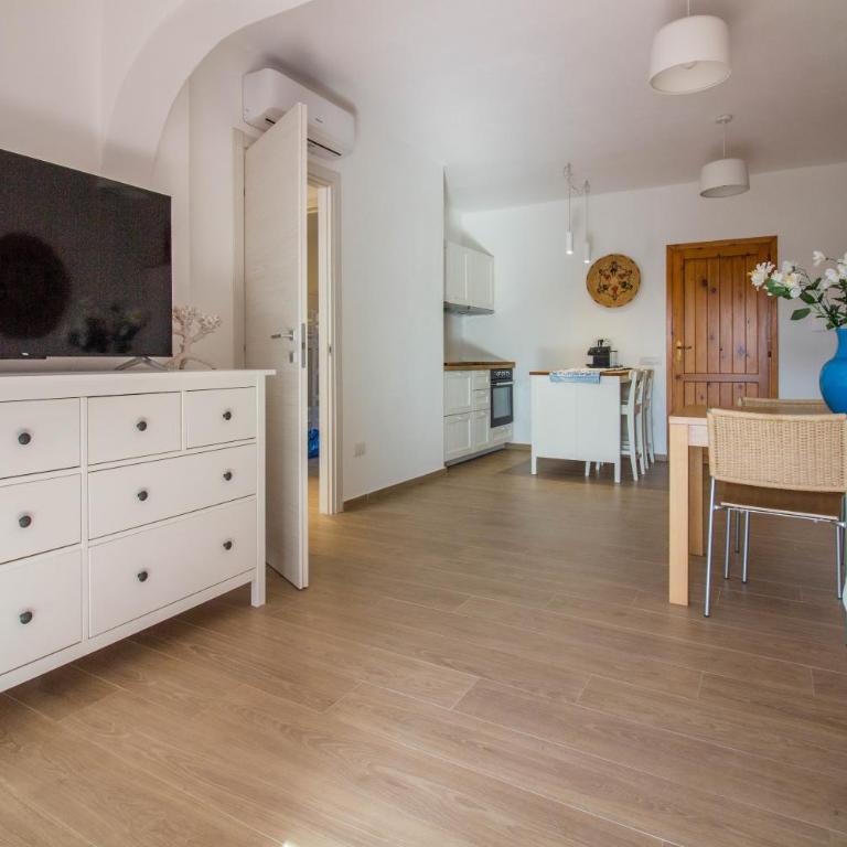 App Porto Rotondo - Appartamento Deluxe con 2 Camere da Letto e Vista Oceano - 12