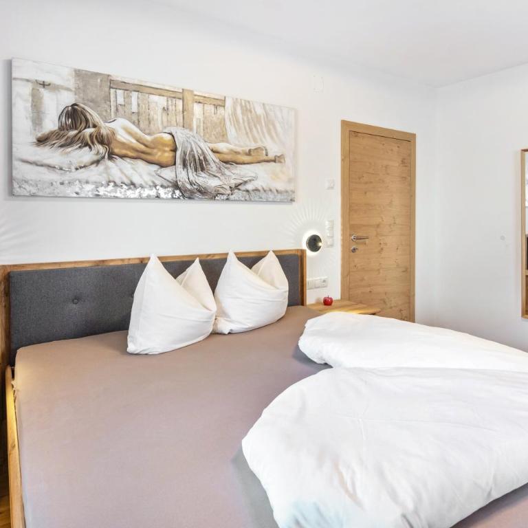 Pixnerhof - Ferienwohnung Golden - Apartamento Deluxe de 2 dormitorios con vistas al jardín - 5