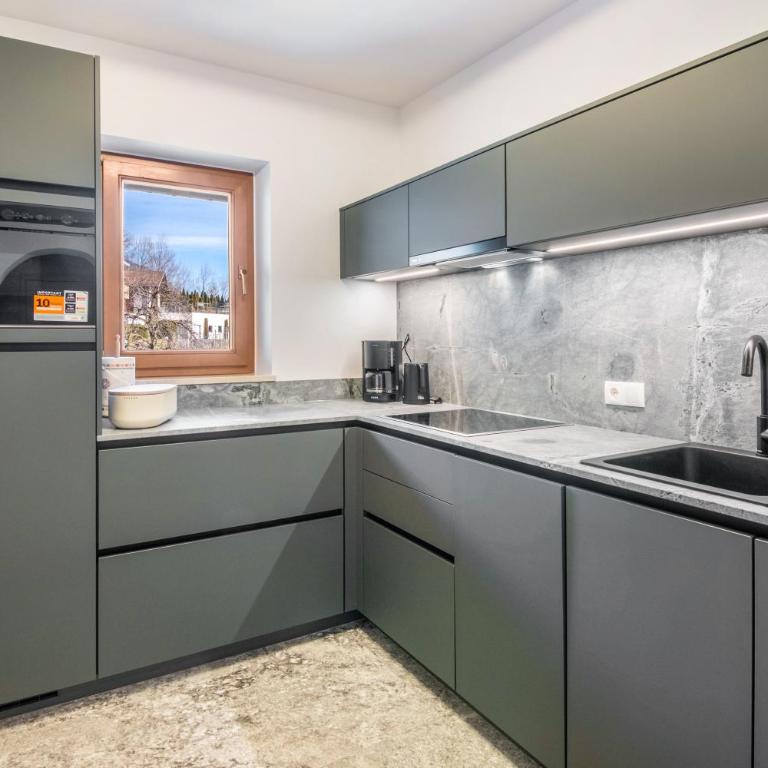 Pixnerhof - Ferienwohnung Golden - Apartamento Deluxe de 2 dormitorios con vistas al jardín - 4