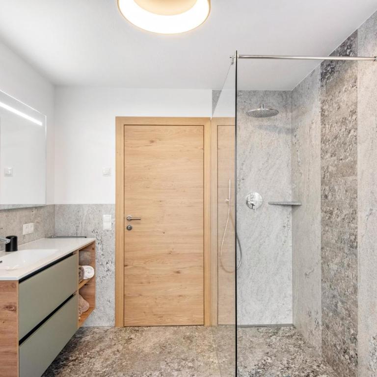 Pixnerhof - Ferienwohnung Golden - Apartamento Deluxe de 2 dormitorios con vistas al jardín - 26