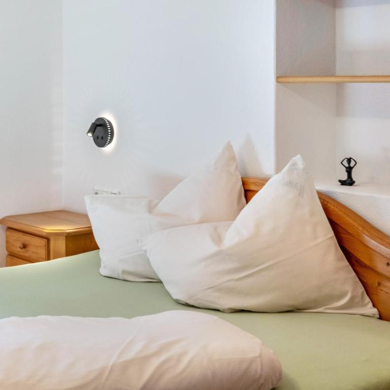 Pixnerhof - Ferienwohnung Golden - Apartamento Deluxe de 2 dormitorios con vistas al jardín - 15