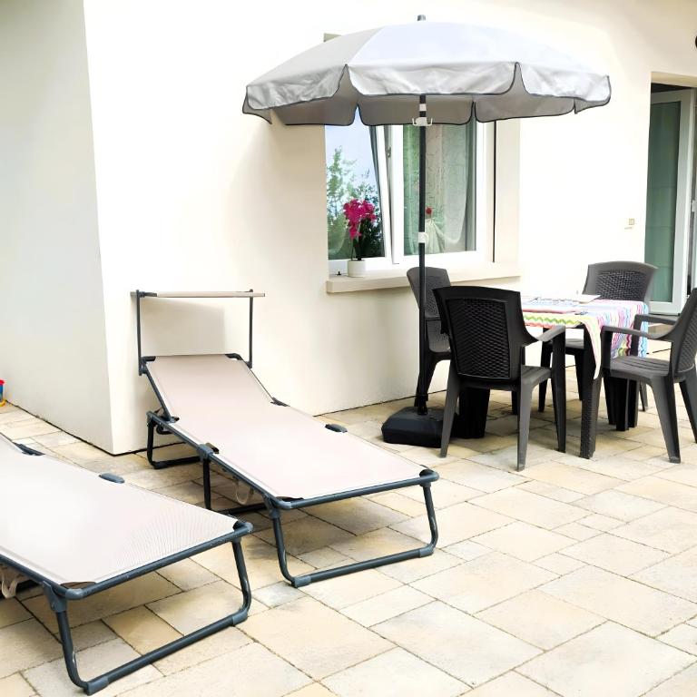 Family Apartment Ground Floor - Casa con 3 Camere da Letto - 2