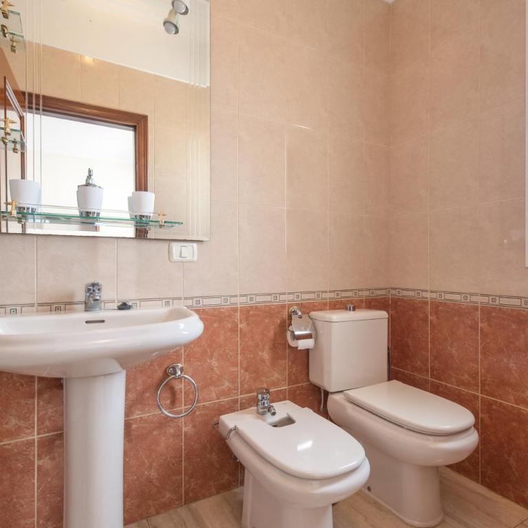 Casa Vacacional con Encanto - Casa de 3 dormitorios - 25