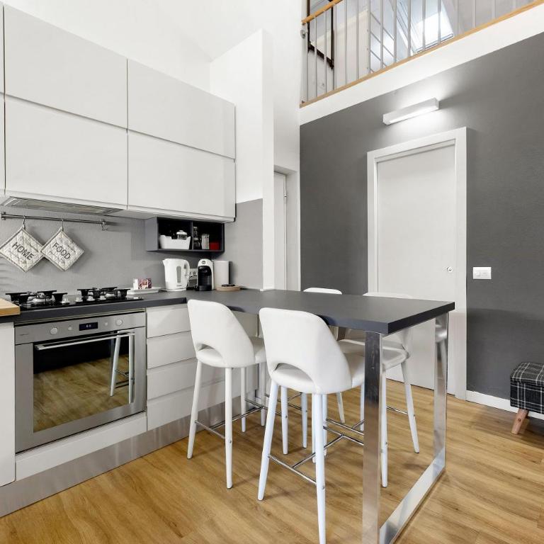 Cleo Home - Appartamento con 2 Camere da Letto e con Vista Montagna - 2
