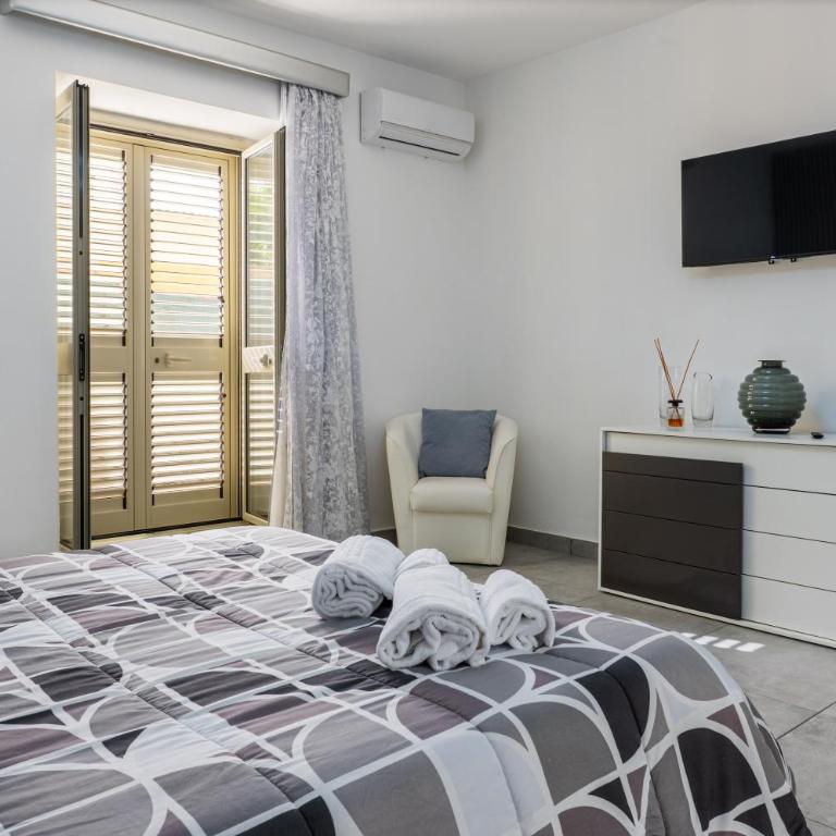 Oasi Giardinello - Appartamento Deluxe con 2 Camere da Letto e Vista Giardino - 15
