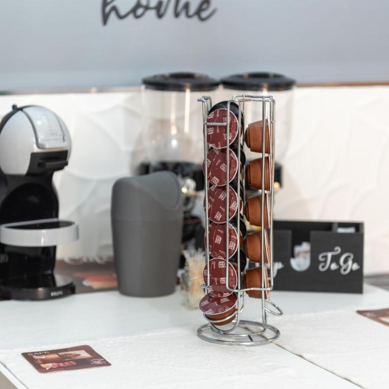 Oasi Giardinello - Appartamento Deluxe con 2 Camere da Letto e Vista Giardino - 9