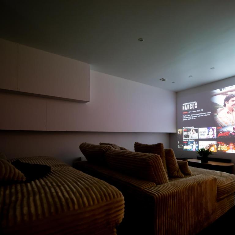Amazing Apartment with Home Cinema - Appartement 2 Chambres - 13