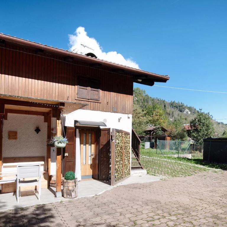 Ciasa de Lucky - Appartamento Deluxe con 2 Camere da Letto e Vista Giardino - 32
