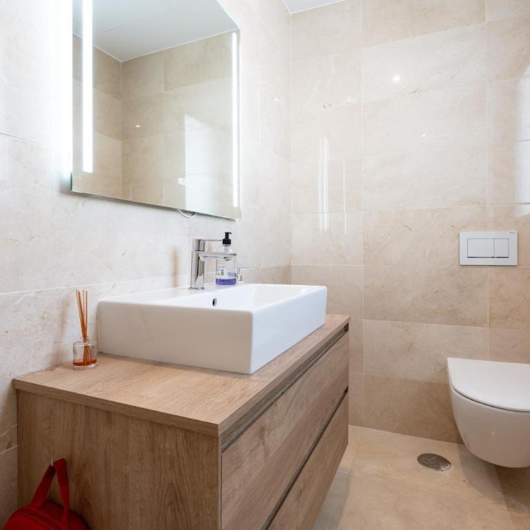 La Valvega de La Cala lift indoor - Apartamento Premium de 3 dormitorios con balcón - 21