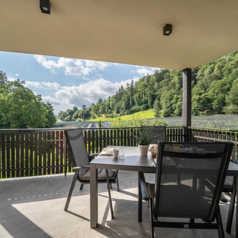 Wiesgut Ferienwohnung Jonagold - Appartamento Deluxe con 2 Camere da Letto e Vista Giardino - 2