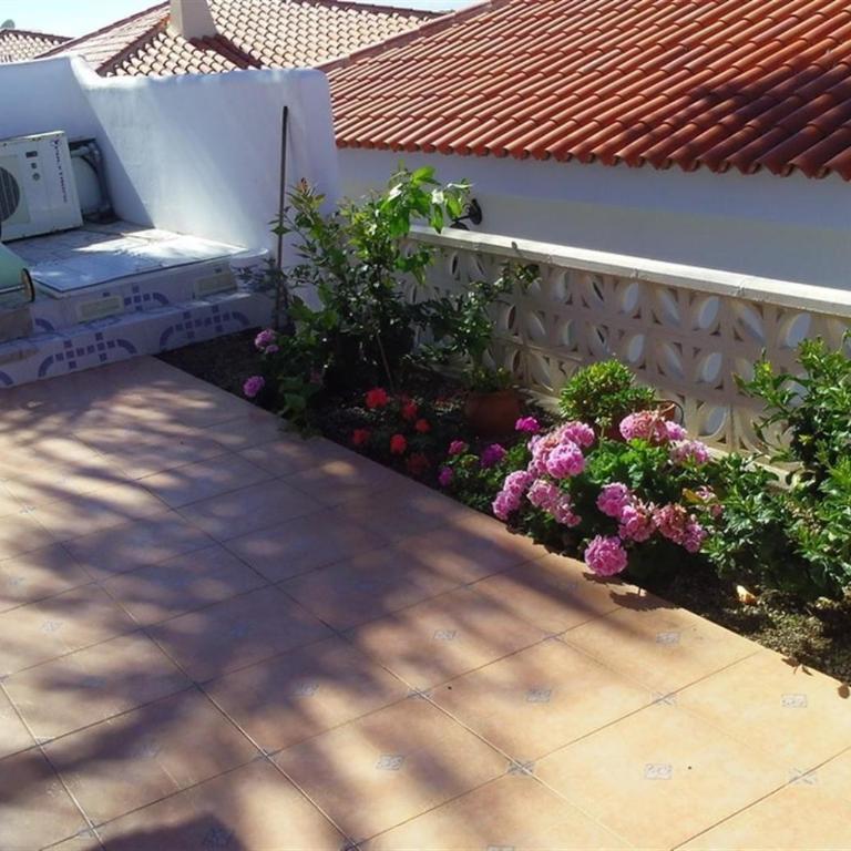 3-bedroom Bella Villa with own pool - Villa con vistas al mar - 41