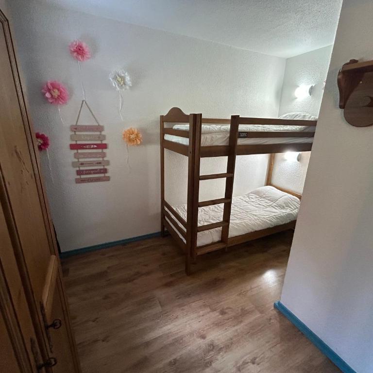 Tipa Lodge, Piscine et Spa, Parking - Deluxe-Apartment mit 2 Schlafzimmern und Gartenblick - 15
