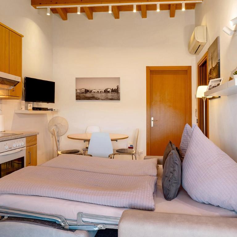 Apart Dina - Appartamento Deluxe con 2 Camere da Letto e Vista Giardino - 15
