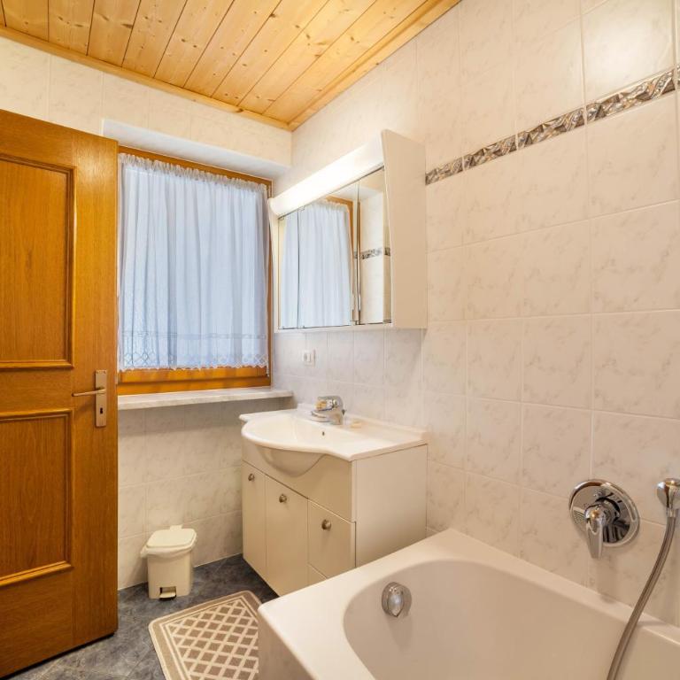 Masulhof Ferienwohnung Löwenzahn - Apartamento Deluxe de 2 dormitorios con vistas al jardín - 28