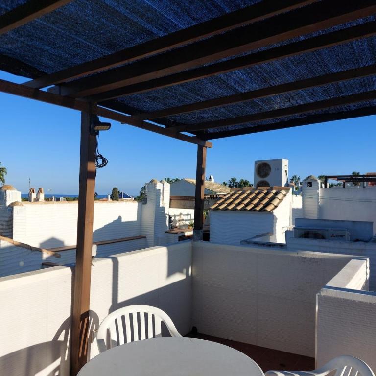 Bonito bungalow en la playa - Three-Bedroom House - 18