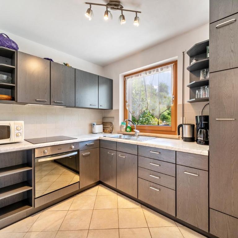 Ferienhof Turmwirt Pink Leidy - Apartamento Deluxe de 2 dormitorios con vistas al jardín - 7