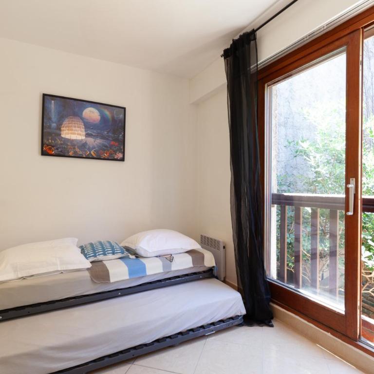 Jolie Maison Proche Plage - Three-Bedroom House - 11