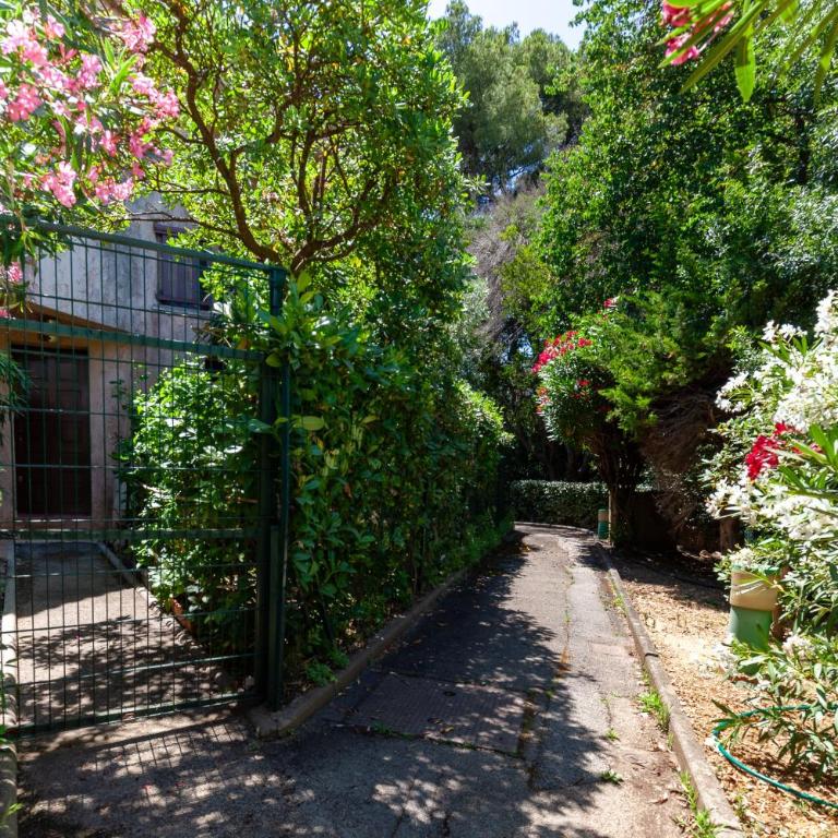 Jolie Maison Proche Plage - Three-Bedroom House - 24