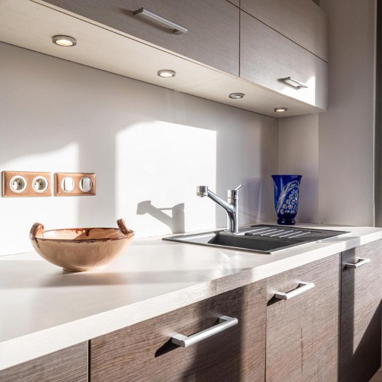 Annecy - Le 10 - Deluxe Apartment mit Balkon und 2 Schlafzimmern - 9