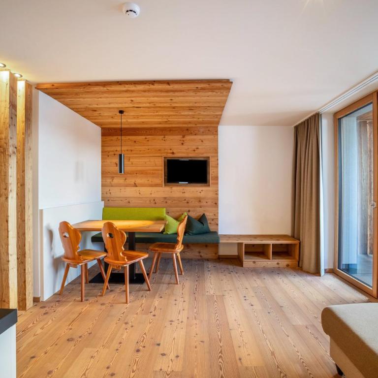 Stoana Apt 4-2 - Apartamento Deluxe de 2 dormitorios con vistas al jardín - 8