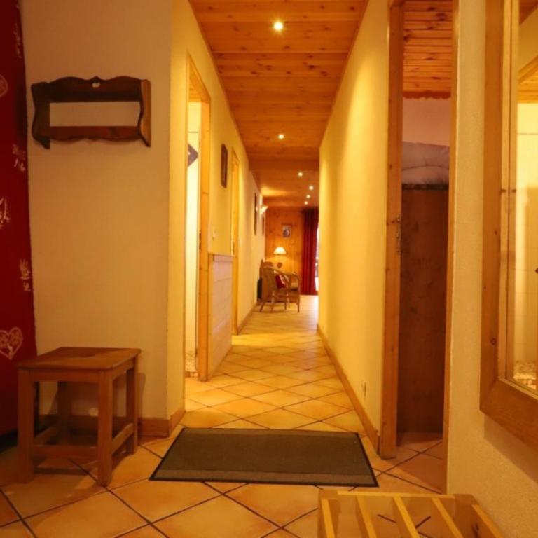 Chalet l'Alpaga - Appartamento Premium con 3 Camere da Letto e Balcone - 10