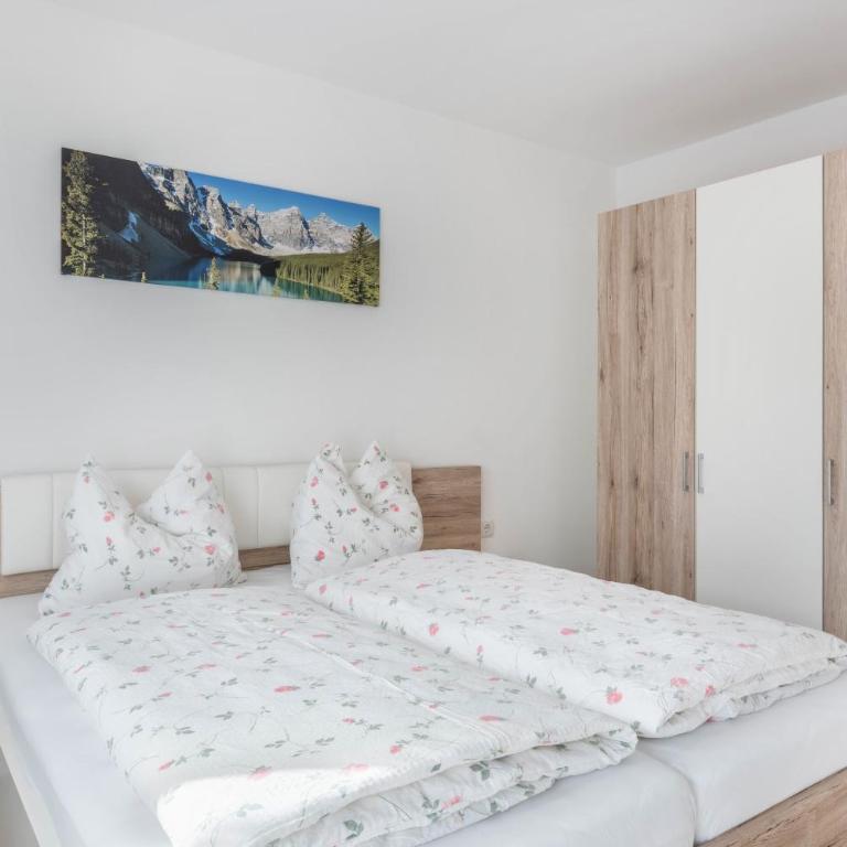 Trojer Apartment 2 - Appartamento Deluxe con 2 Camere da Letto e Vista Giardino - 10