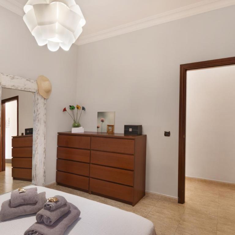 Next To Las Canteras Beach Charming - Apartamento Superior con vistas a la ciudad - 10