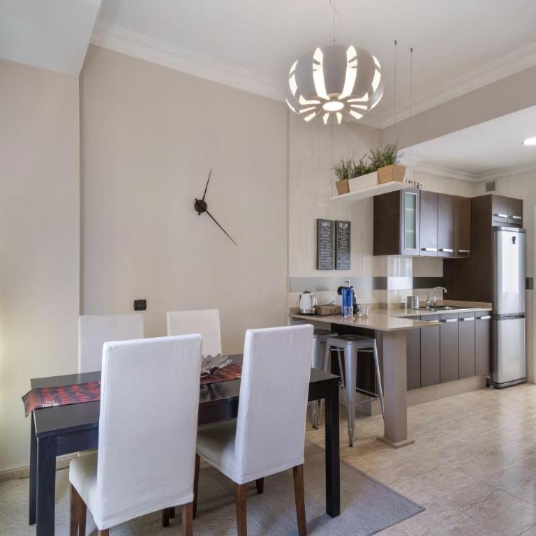 Next To Las Canteras Beach Charming - Apartamento Superior con vistas a la ciudad - 2
