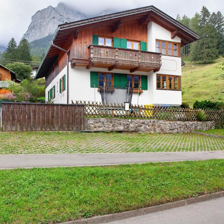 Ferienwohnung Zugspitznest - Studio mit Bergblick - 20