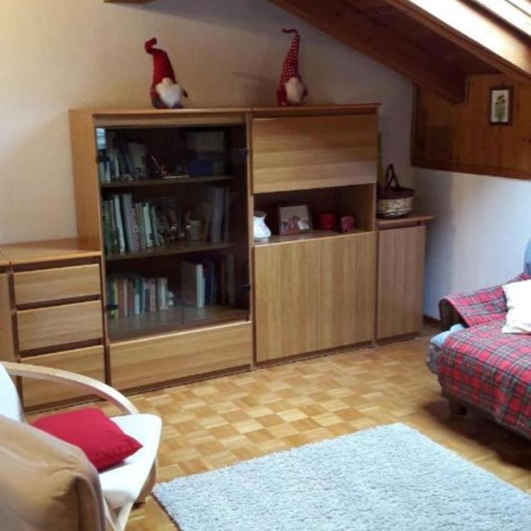Mansarda le Chateau - Appartamento Premium con 3 Camere da Letto e Balcone - 19