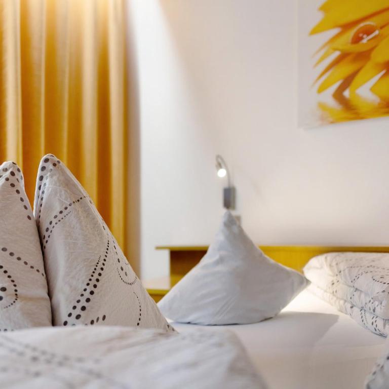 Bed and Breakfast Ederhof - Vierbettzimmer mit Bergblick - 2