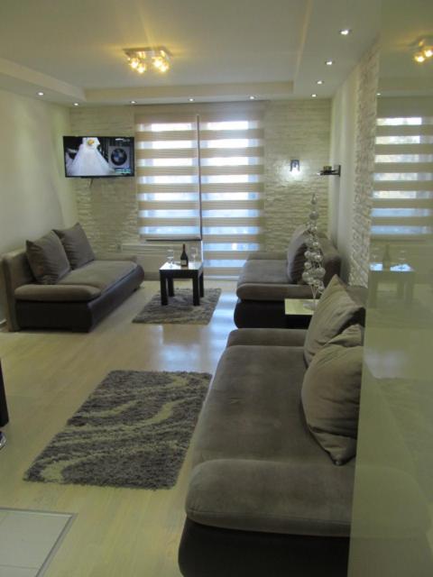 Apartments Vanja i Vrh - Studio with Terrace - 9