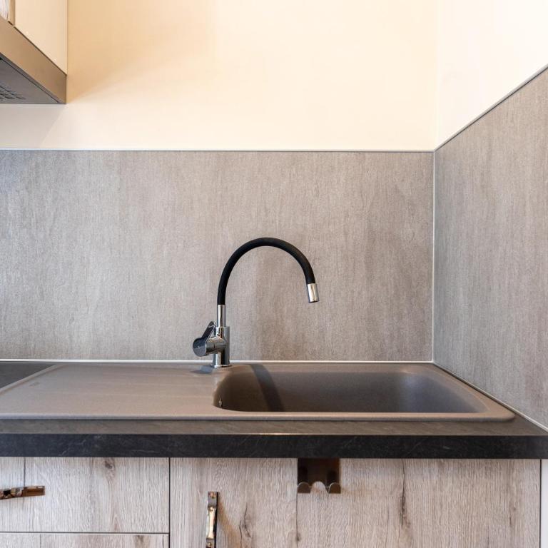 L' edelweiss - Appartement Supérieur - Vue sur Ville - 14